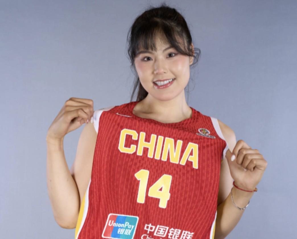 移动长城,李月汝三分10中6砍下21分11板&韩旭14分4板